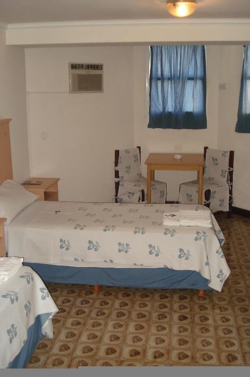 Mari Plaza Hotel Buenos Aires Room photo